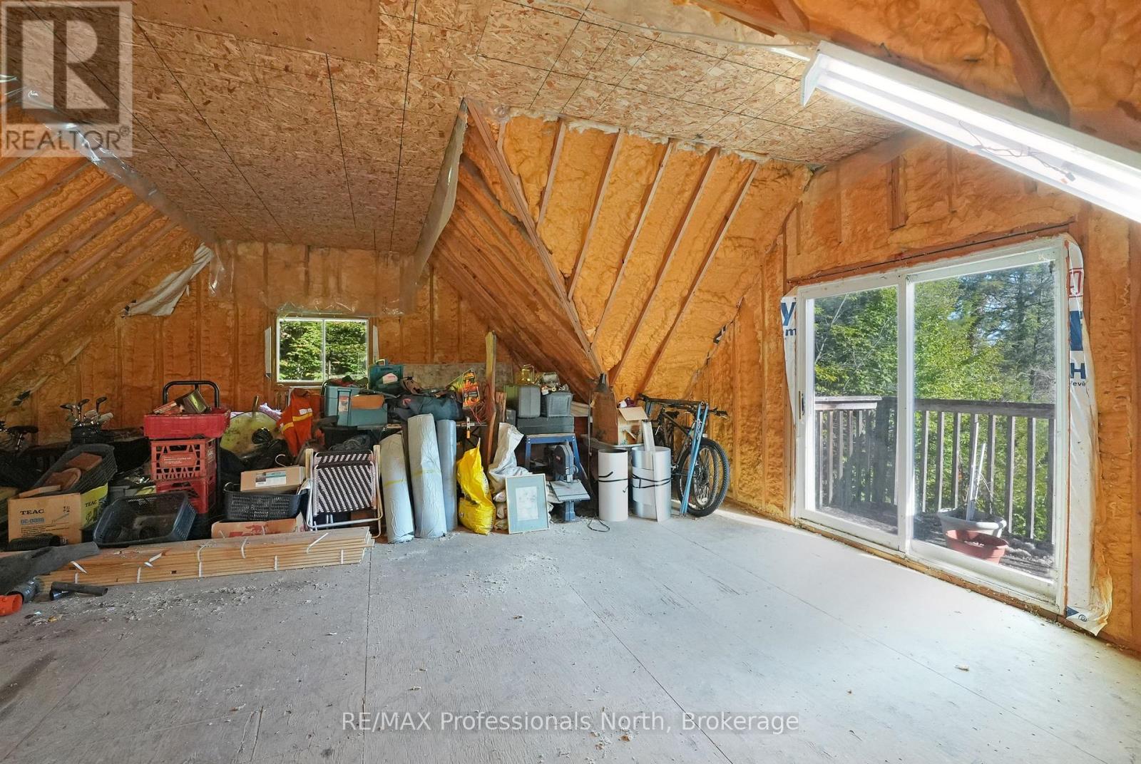 1645 Allen Lake Drive, Dysart Et Al, Ontario  K0L 1X0 - Photo 18 - X12401181