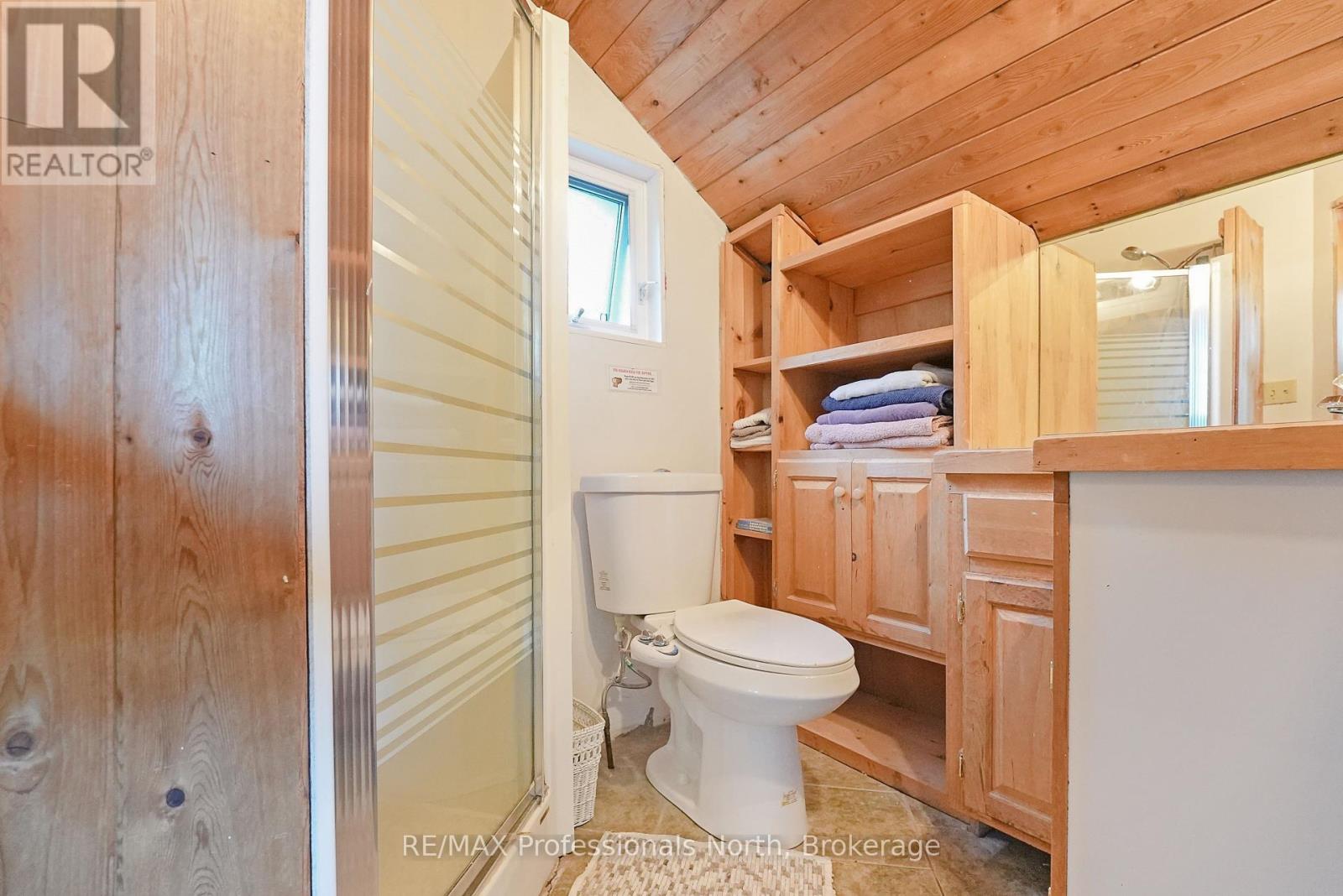 1645 Allen Lake Drive, Dysart Et Al, Ontario  K0L 1X0 - Photo 24 - X12401181
