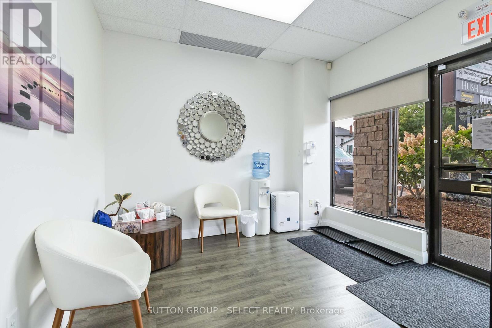 795 Dundas Street, Woodstock, Ontario  N4S 1G1 - Photo 6 - X12401179