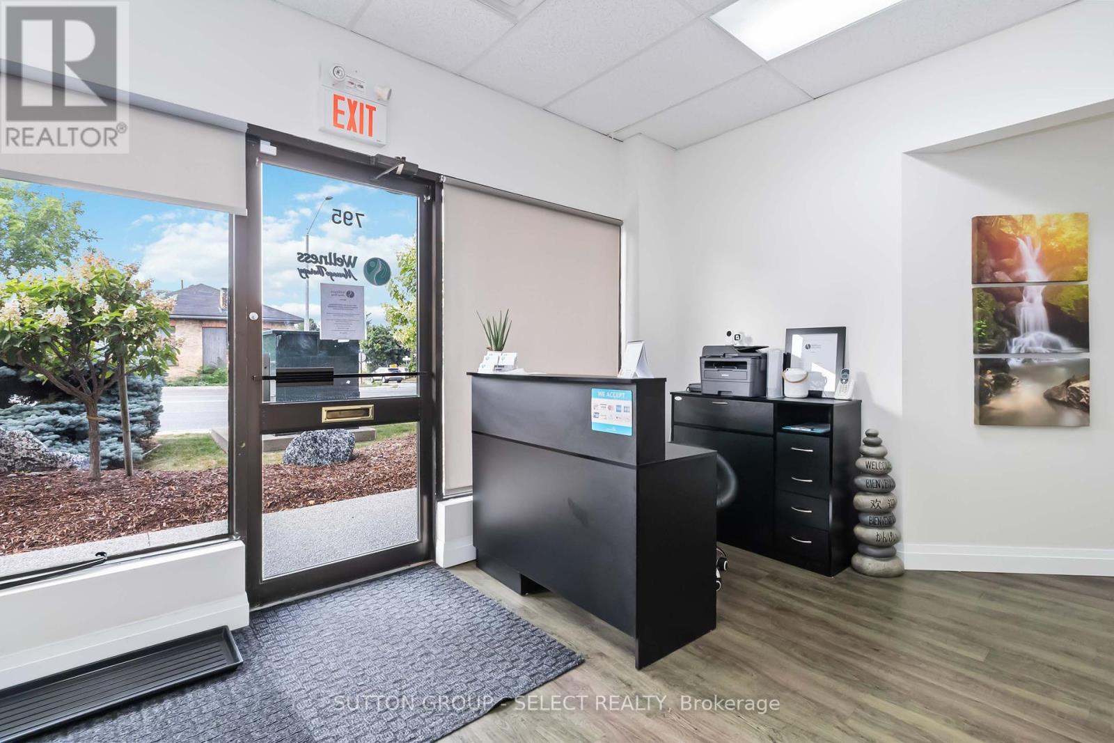 795 Dundas Street, Woodstock, Ontario  N4S 1G1 - Photo 7 - X12401179