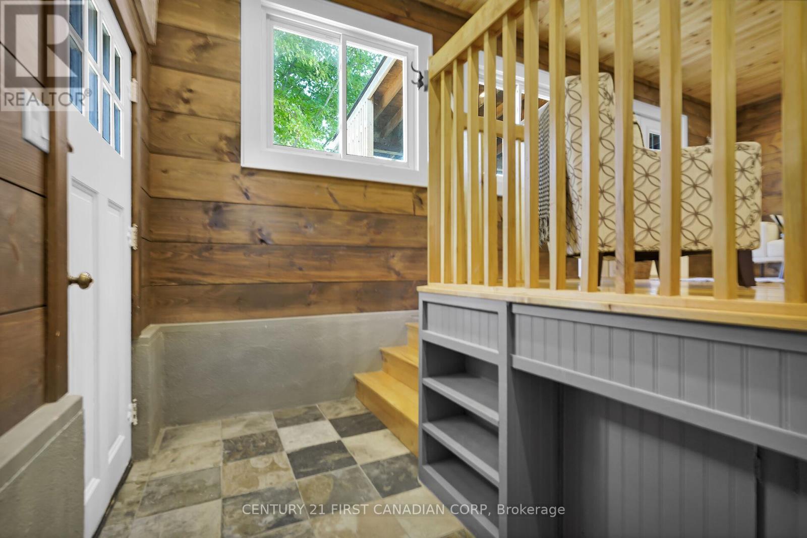 10719 Sunset Road, Southwold, Ontario  N5P 3T2 - Photo 27 - X12401204