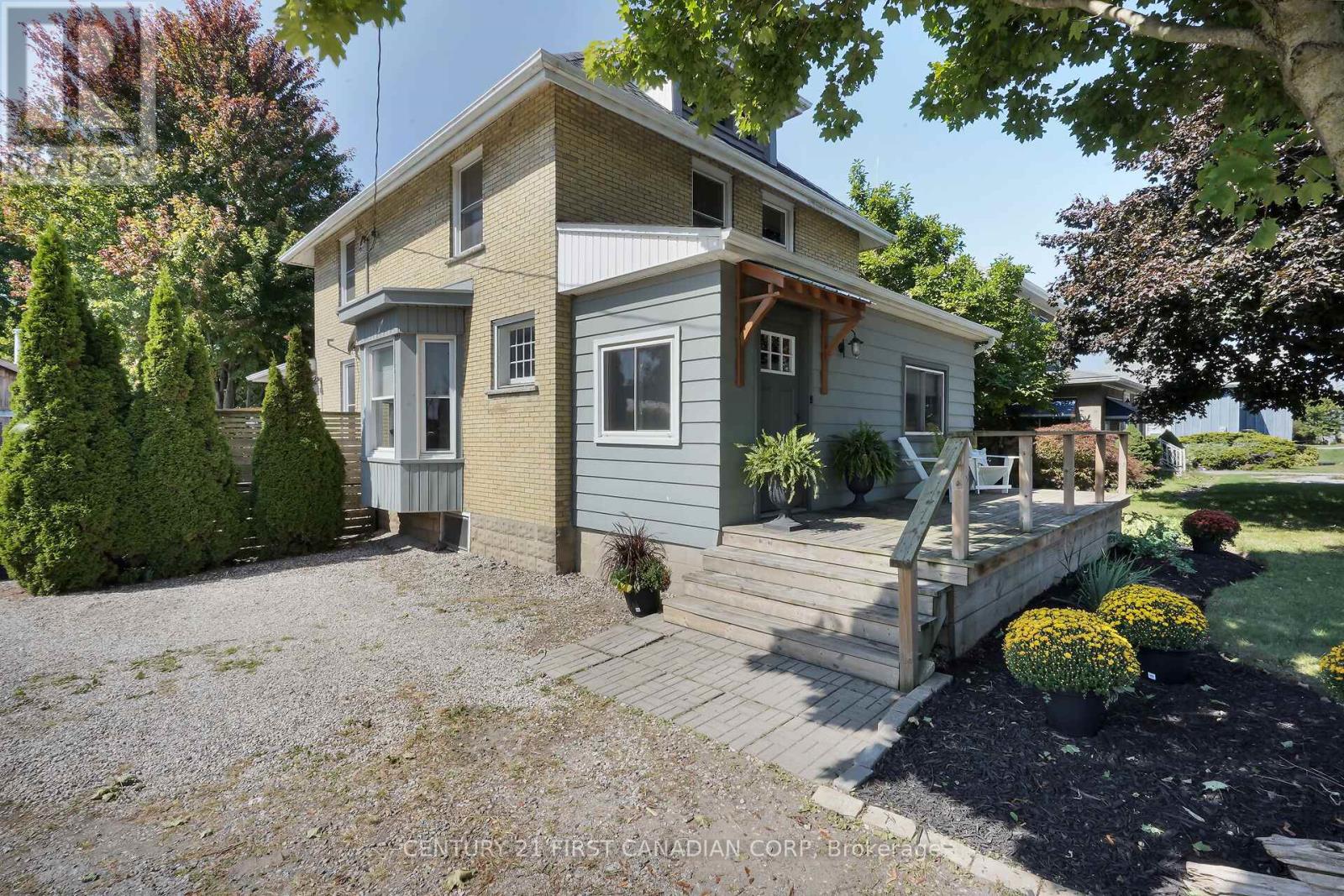 10719 Sunset Road, Southwold, Ontario  N5P 3T2 - Photo 32 - X12401204