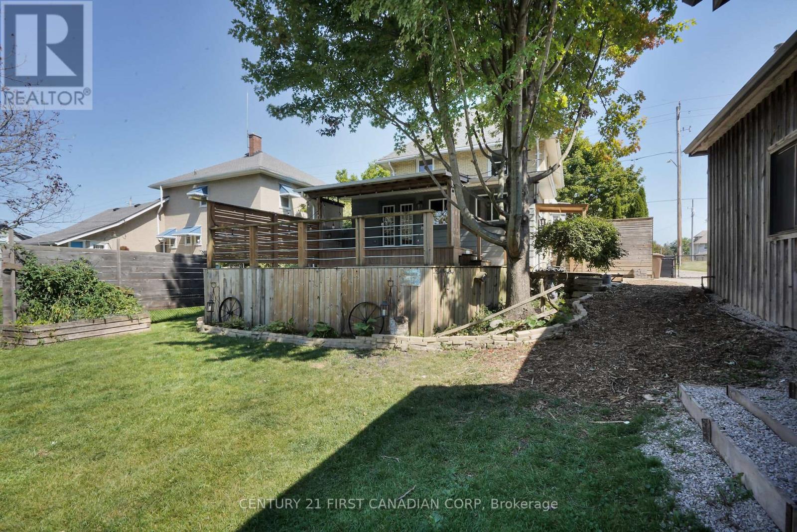 10719 Sunset Road, Southwold, Ontario  N5P 3T2 - Photo 43 - X12401204