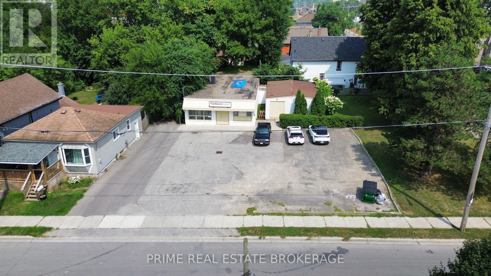 790 Little Grey Street, London East (East L), Ontario  N5Z 1P1 - Photo 3 - X12401230