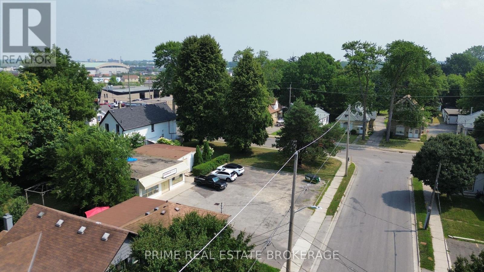 790 Little Grey Street, London East (East L), Ontario  N5Z 1P1 - Photo 32 - X12401230