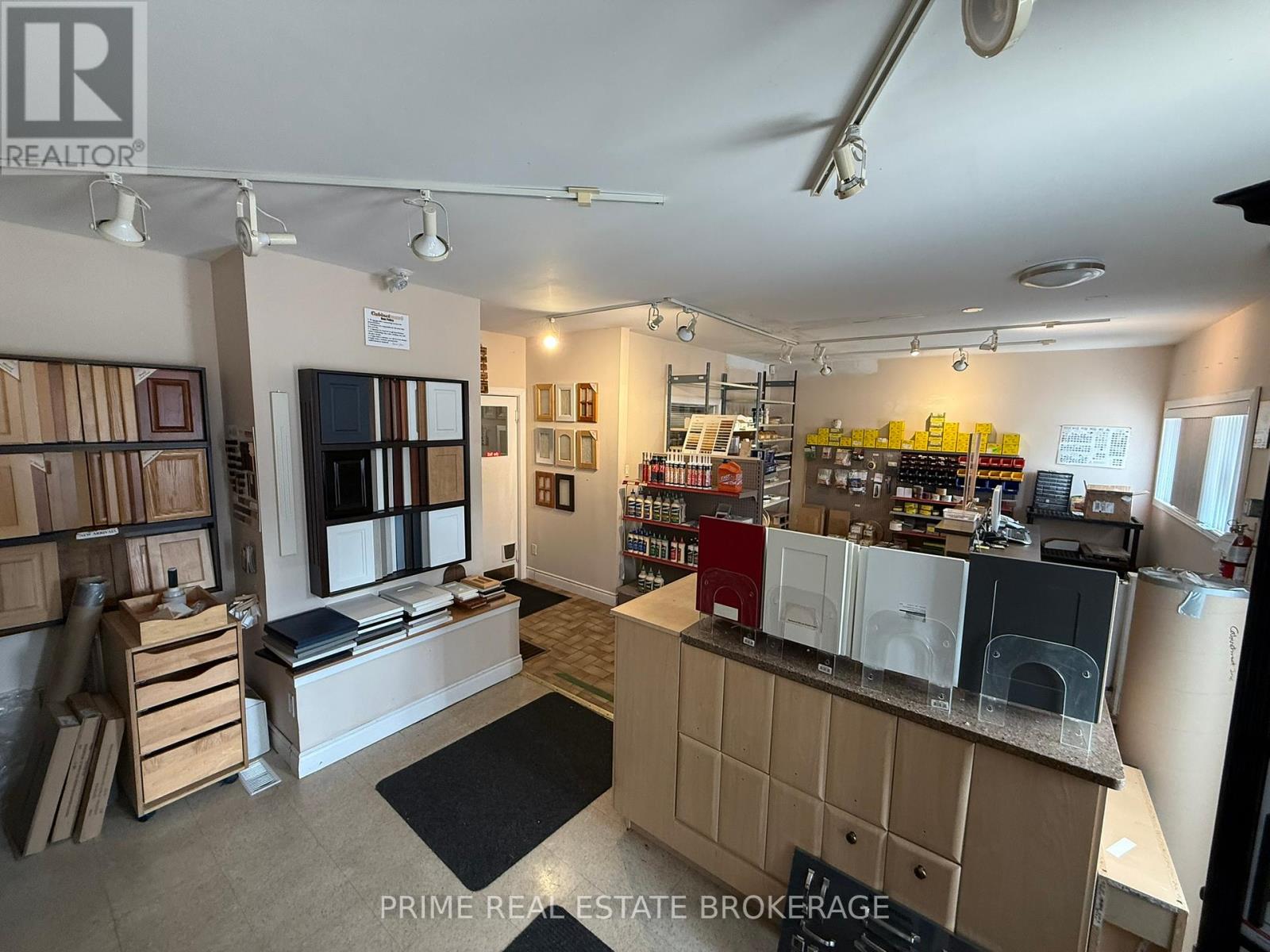 790 Little Grey Street, London East (East L), Ontario  N5Z 1P1 - Photo 6 - X12401230