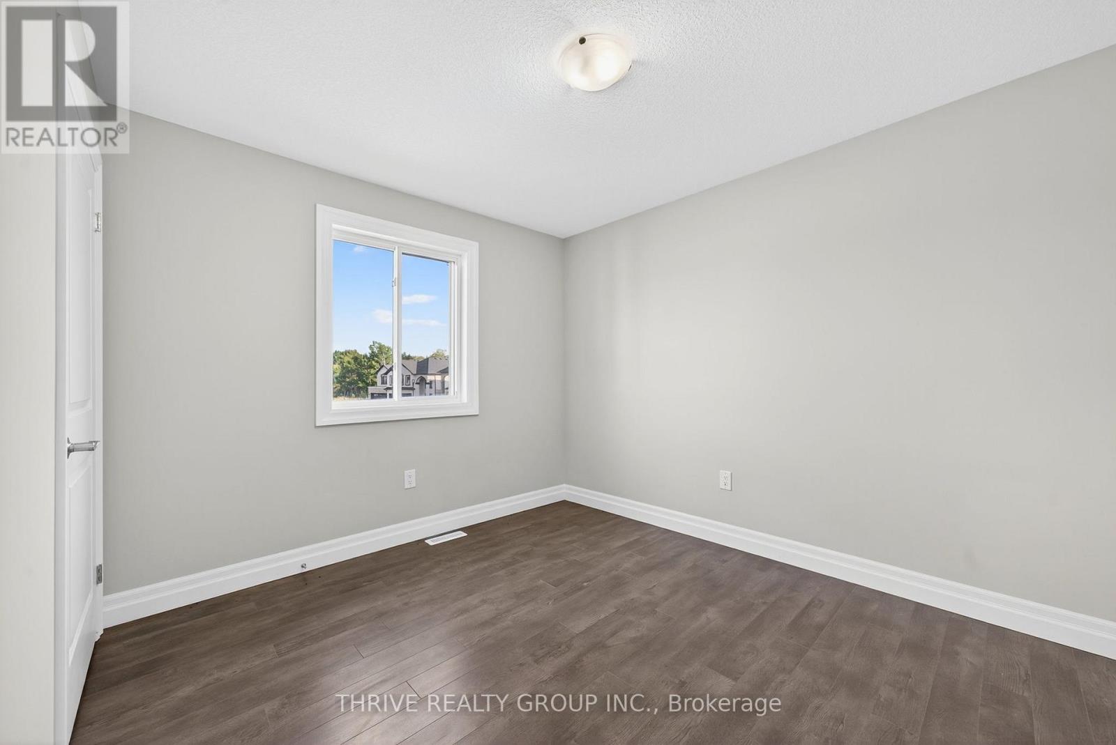 3465 Oriole Circle E, London South, Ontario  N6N 1K6 - Photo 17 - X12401280