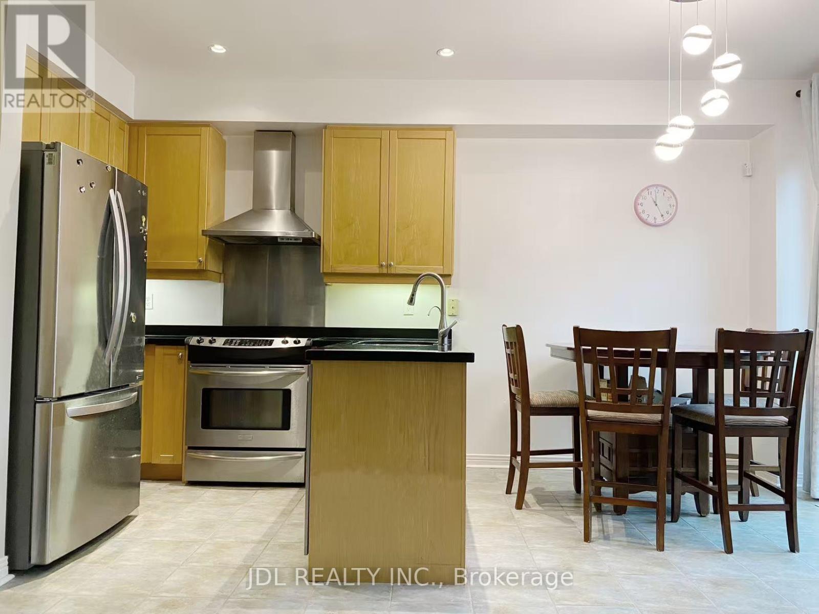 54 Joseph Glover Avenue, Markham, Ontario  L6C 3G5 - Photo 19 - N12401100