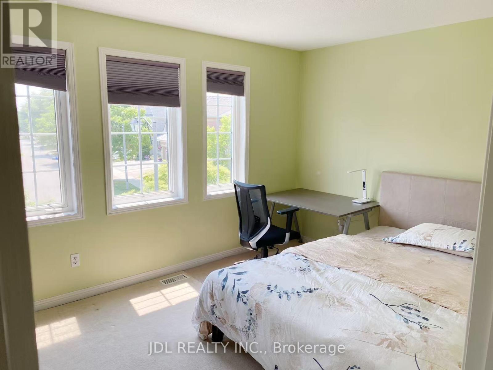 54 Joseph Glover Avenue, Markham, Ontario  L6C 3G5 - Photo 22 - N12401100