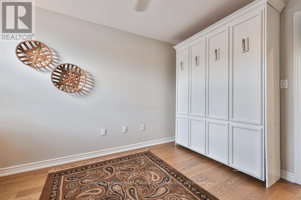 34 - 2400 Neyagawa Boulevard, Oakville (Ro River Oaks), Ontario  L6H 7P5 - Photo 33 - W12401231