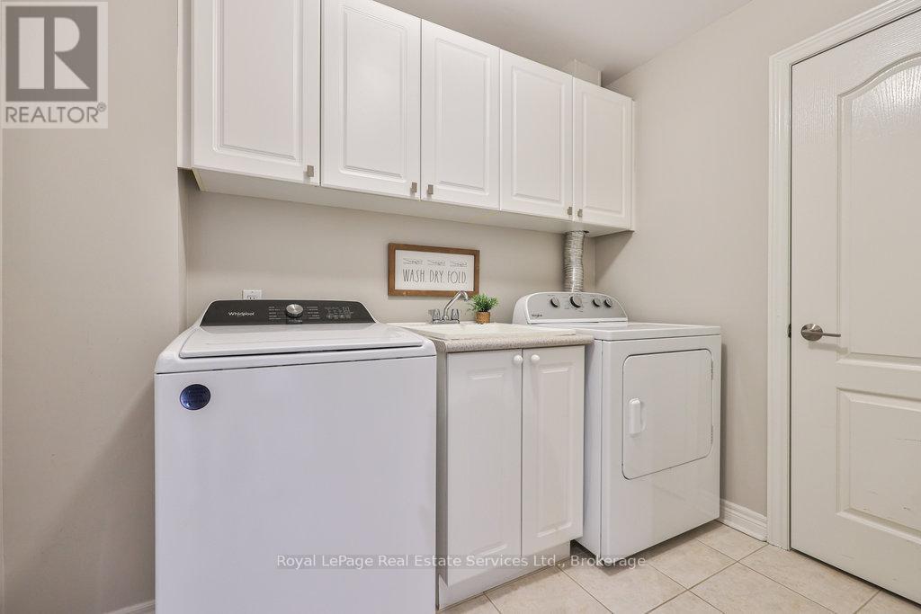 34 - 2400 Neyagawa Boulevard, Oakville (Ro River Oaks), Ontario  L6H 7P5 - Photo 37 - W12401231
