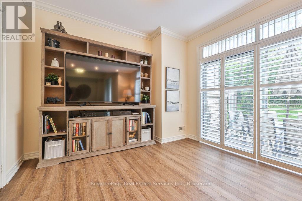 34 - 2400 Neyagawa Boulevard, Oakville (Ro River Oaks), Ontario  L6H 7P5 - Photo 42 - W12401231