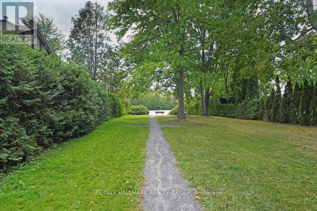 5498 Edgewater Drive, Ottawa, Ontario  K4M 1B4 - Photo 39 - X12401161
