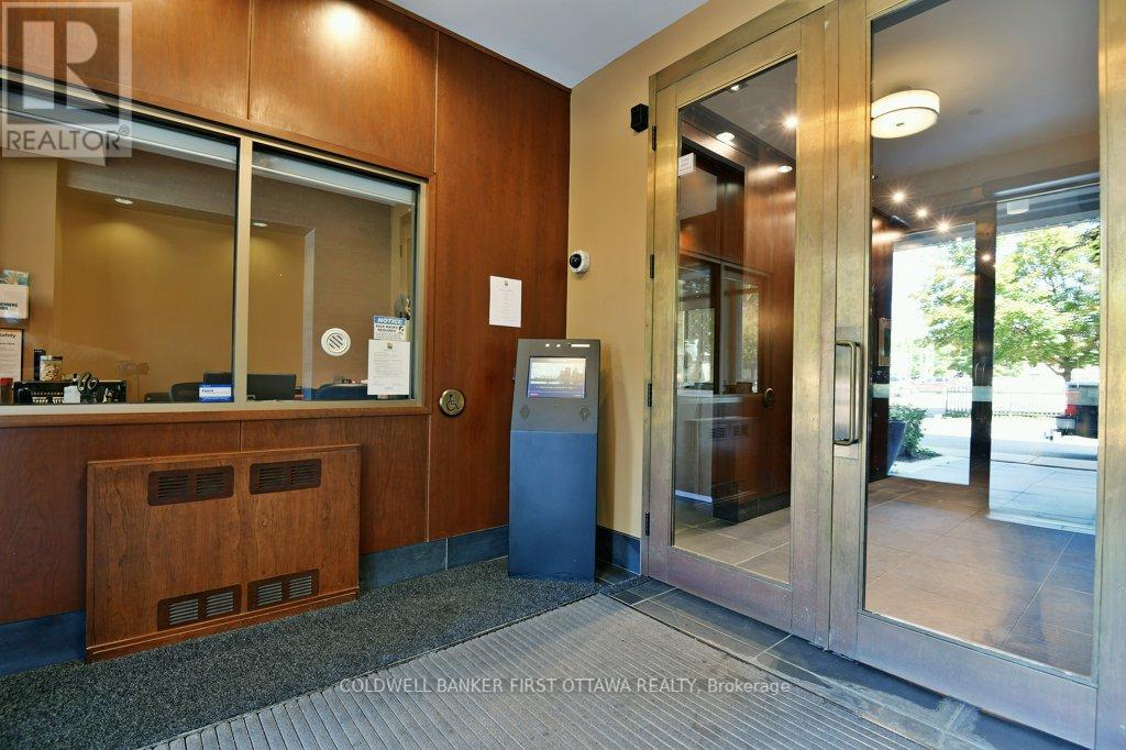 307 - 320 Mcleod Street, Ottawa, Ontario  K2P 1A3 - Photo 3 - X12401173