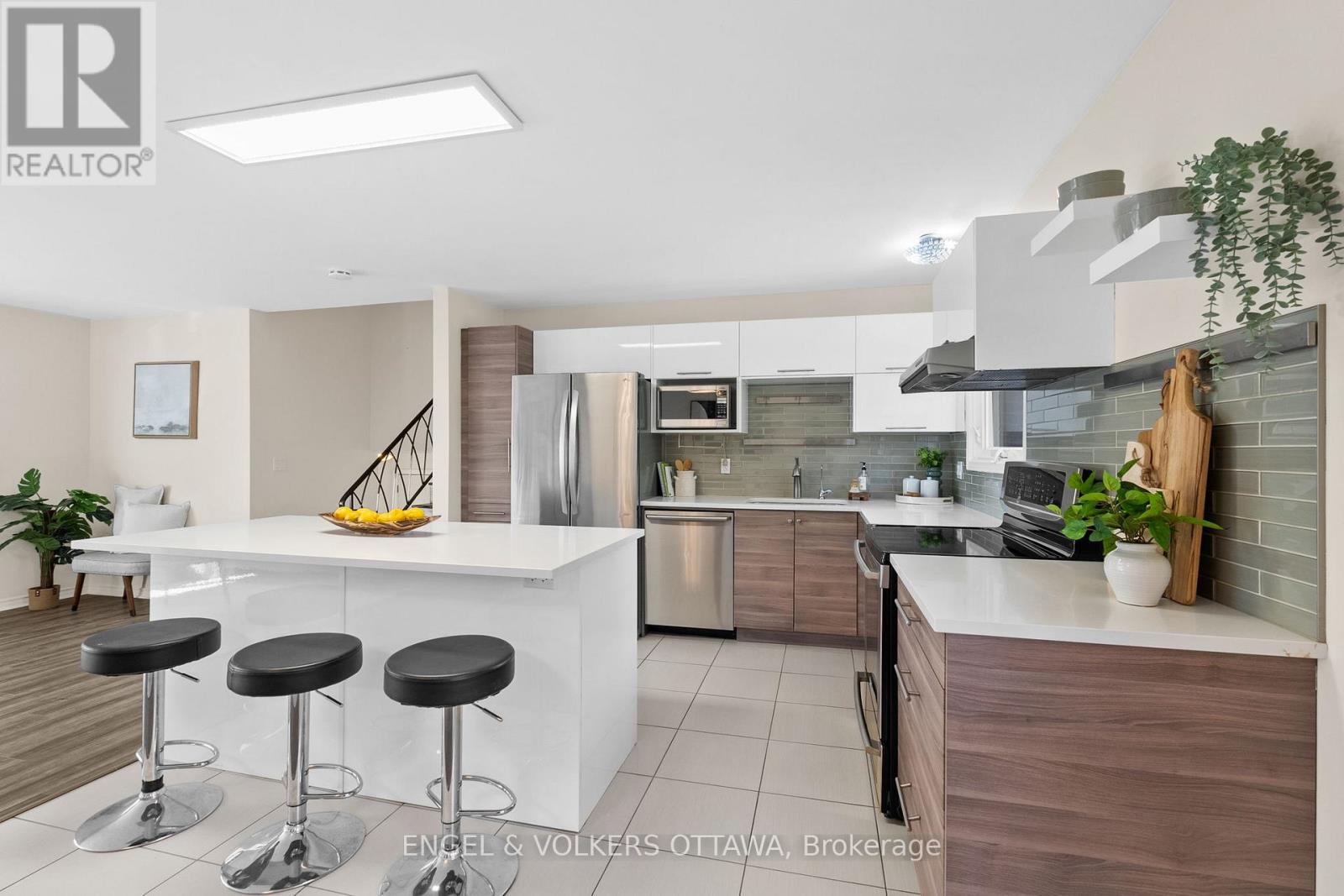 1841 Lorraine Avenue, Ottawa, Ontario  K1H 6Z7 - Photo 12 - X12401180