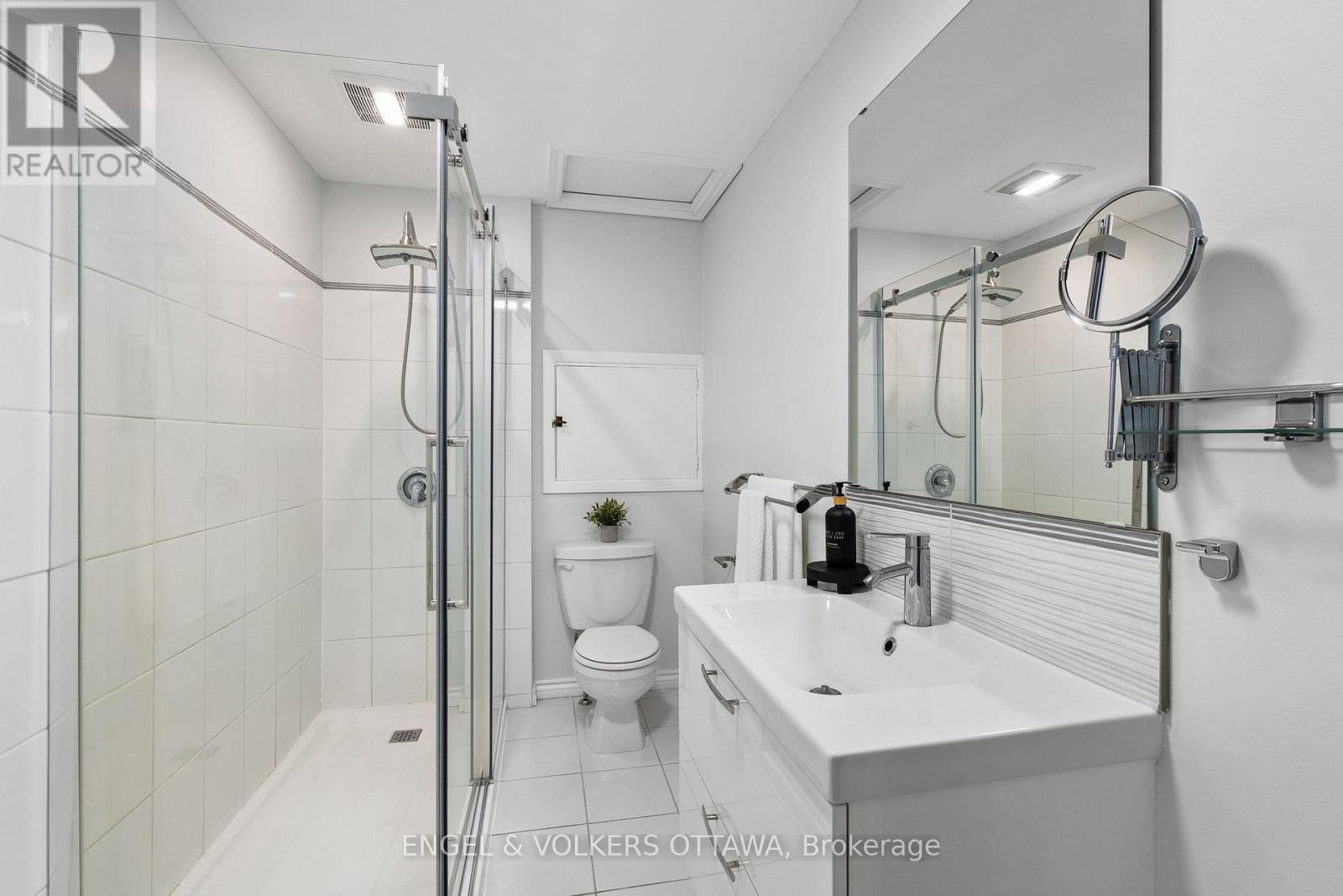 1841 Lorraine Avenue, Ottawa, Ontario  K1H 6Z7 - Photo 19 - X12401180