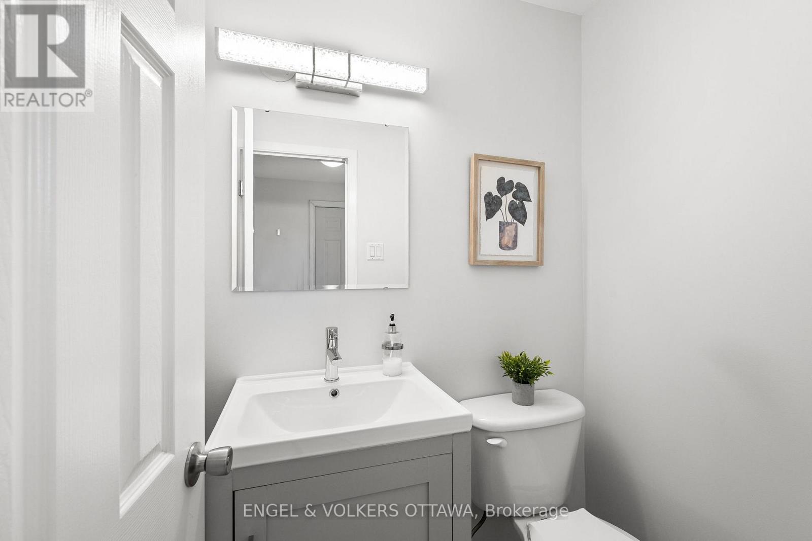 Property at 1841 LORRAINE AVENUE image 3