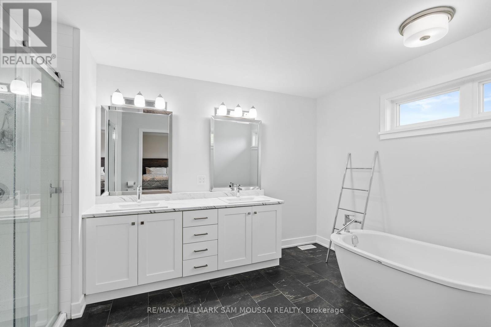 33 Mac Beattie Drive, Arnprior, Ontario  K7S 0J3 - Photo 21 - X12401183