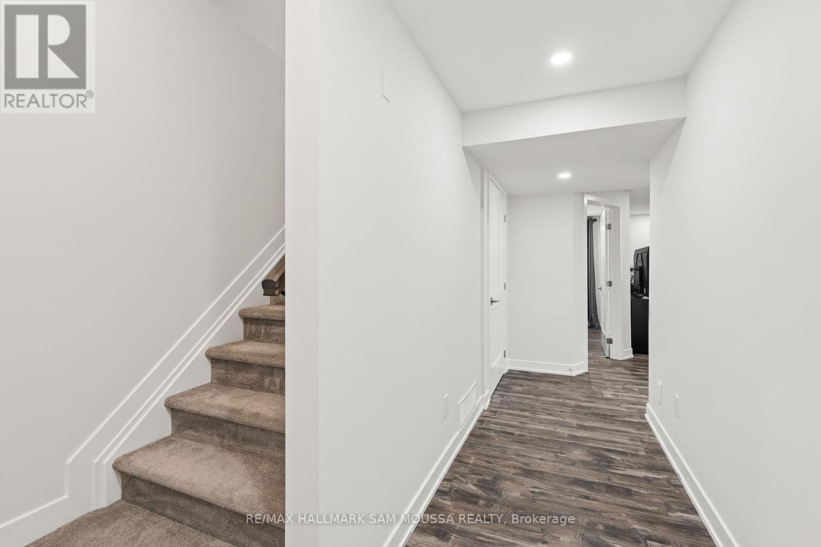 33 Mac Beattie Drive, Arnprior, Ontario  K7S 0J3 - Photo 29 - X12401183