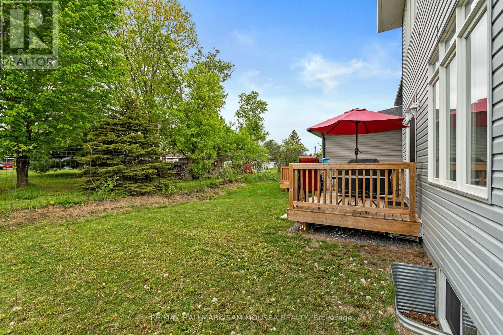 33 Mac Beattie Drive, Arnprior, Ontario  K7S 0J3 - Photo 38 - X12401183