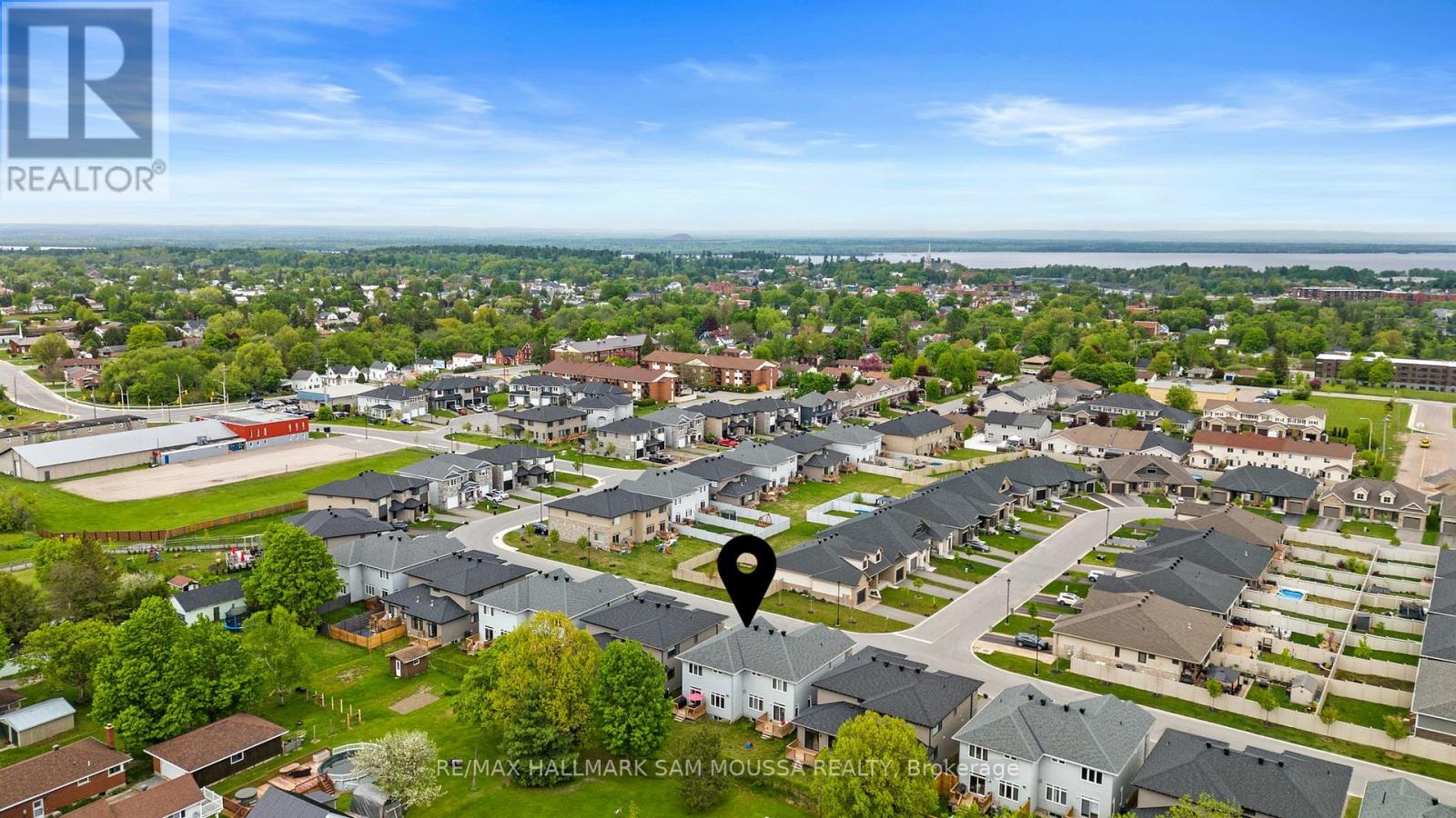 33 Mac Beattie Drive, Arnprior, Ontario  K7S 0J3 - Photo 43 - X12401183