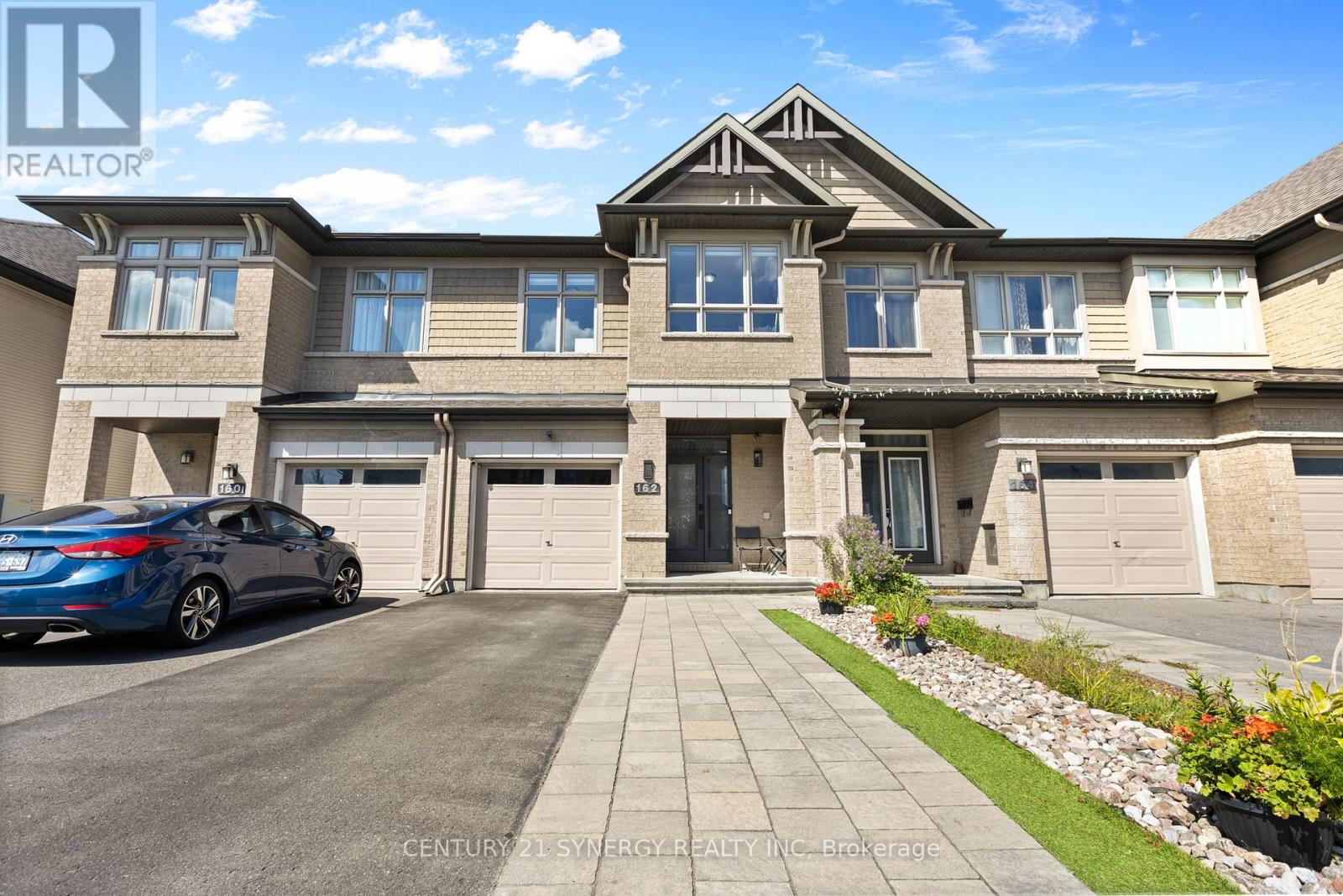 162 POPPLEWELL CRESCENT, Ottawa, Ontario