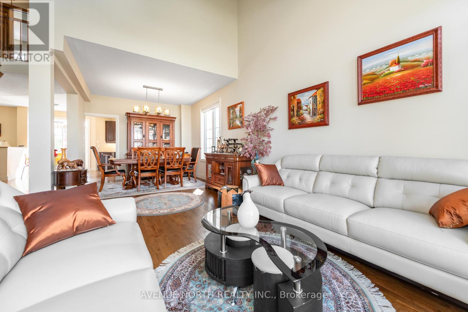 184 Felicity Crescent, Ottawa, Ontario  K1W 0C2 - Photo 6 - X12401297