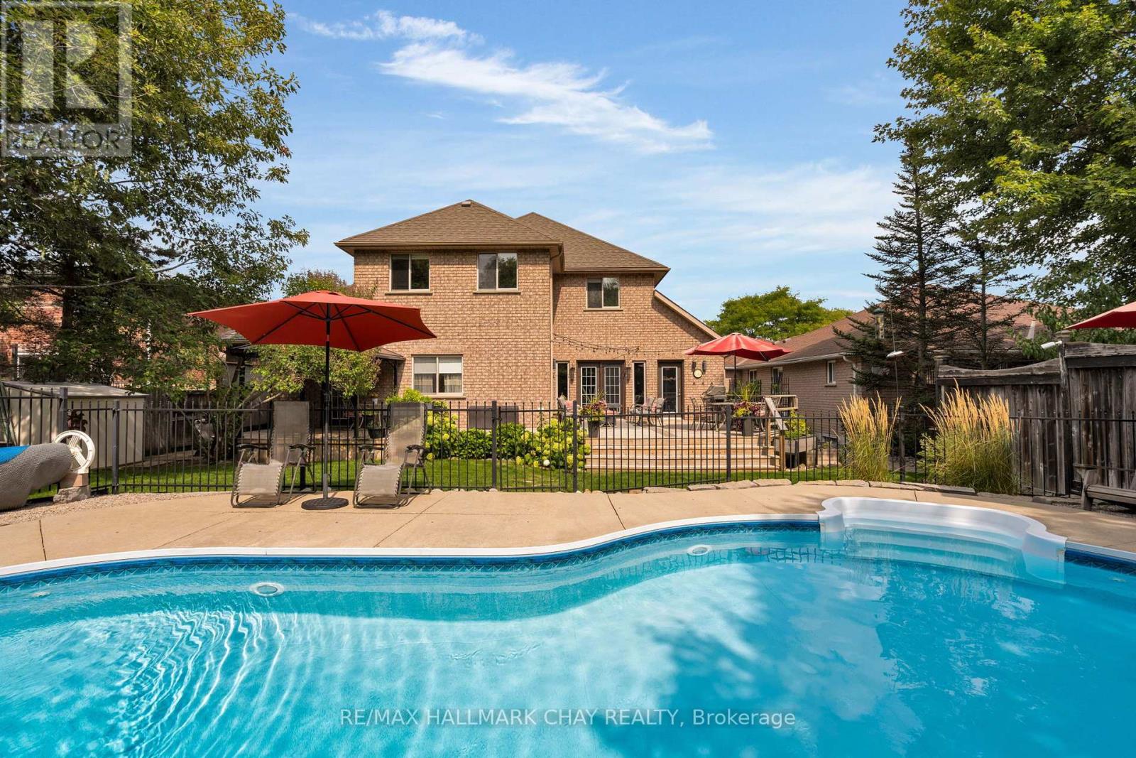 9 Crimson Ridge Road, Barrie (Bayshore), Ontario  L4N 8P2 - Photo 32 - S12401078