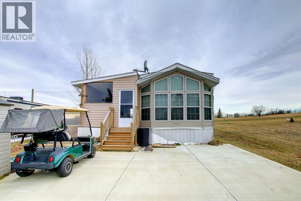 5008, 25054 South Pine Lake Road, Rural Red Deer County, Alberta T0M 1R0 - Photo 2 - A2256763