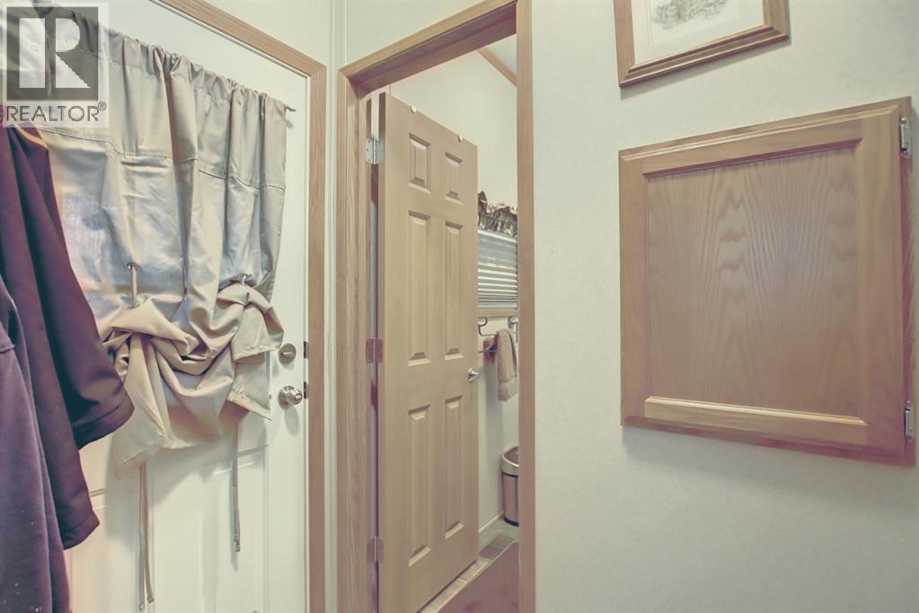 5008, 25054 South Pine Lake Road, Rural Red Deer County, Alberta T0M 1R0 - Photo 24 - A2256763