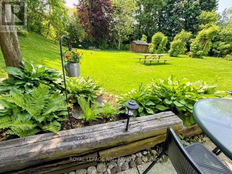 4132 Chippawa Parkway, Niagara Falls, Ontario  L2G 6E5 - Photo 20 - X12401254