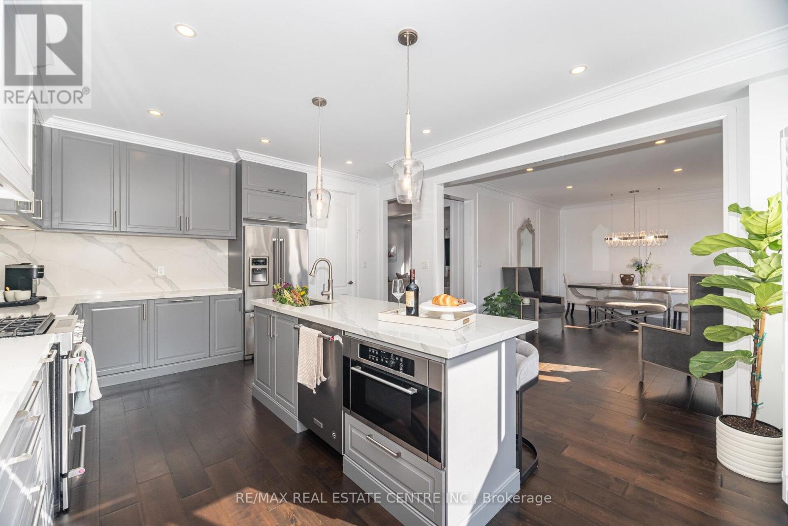 61 Drew Brown Boulevard, Orangeville, Ontario  L9W 6Z4 - Photo 15 - W12401103