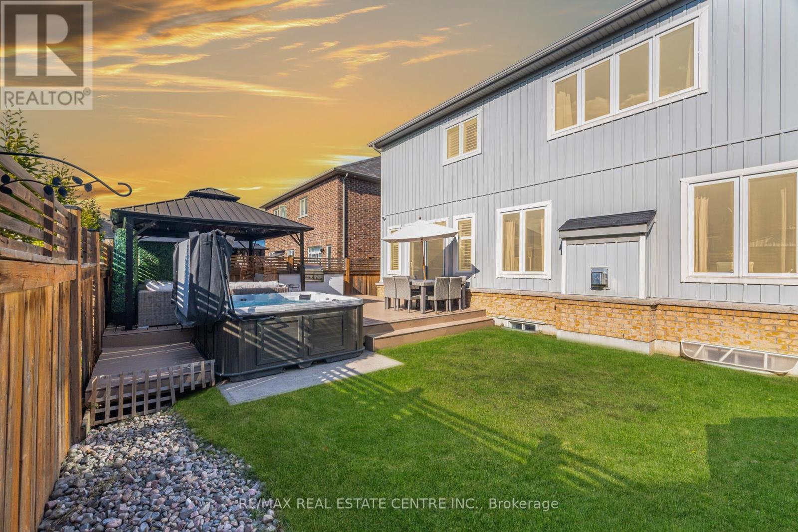 61 Drew Brown Boulevard, Orangeville, Ontario  L9W 6Z4 - Photo 49 - W12401103