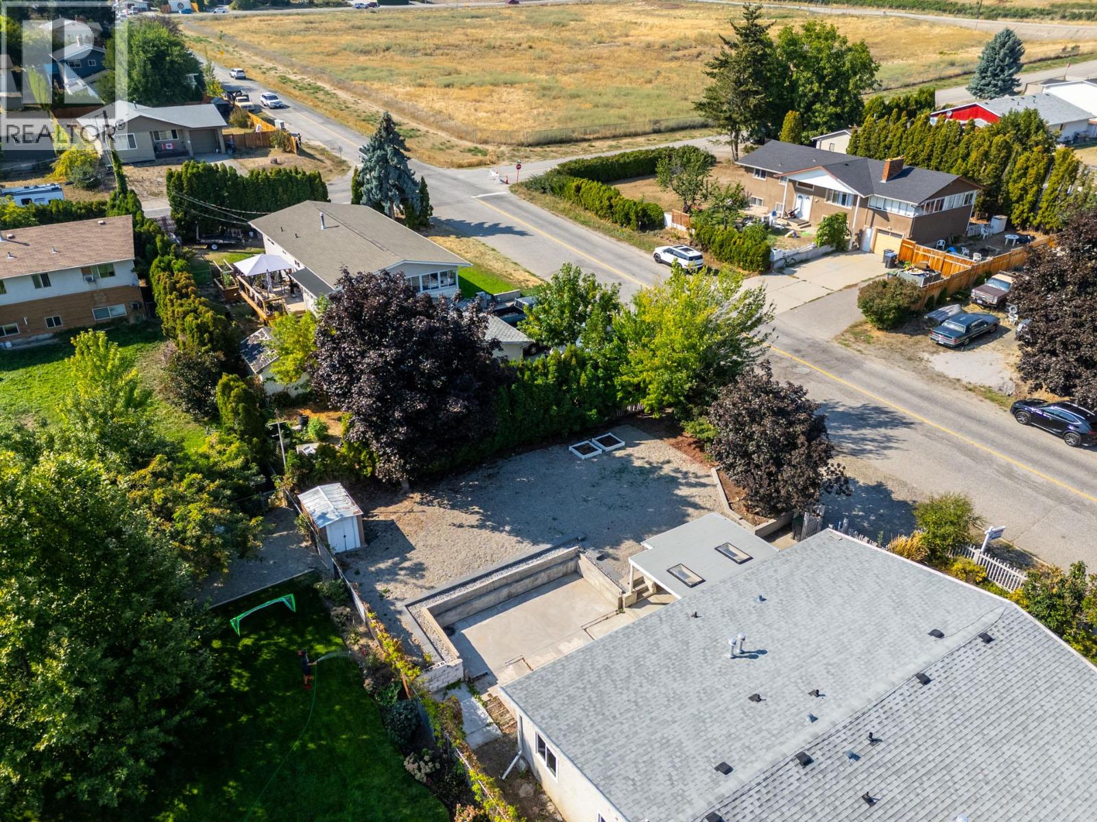 2431 Bering Road West Kelowna Photo 44
