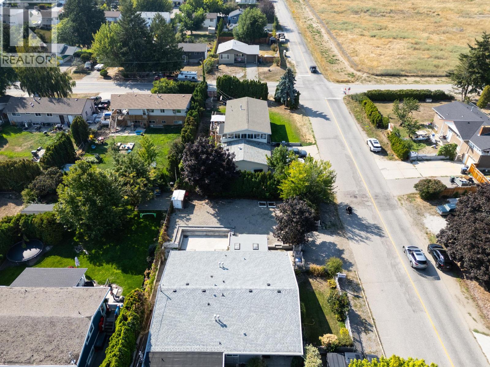 2431 Bering Road West Kelowna Photo 36
