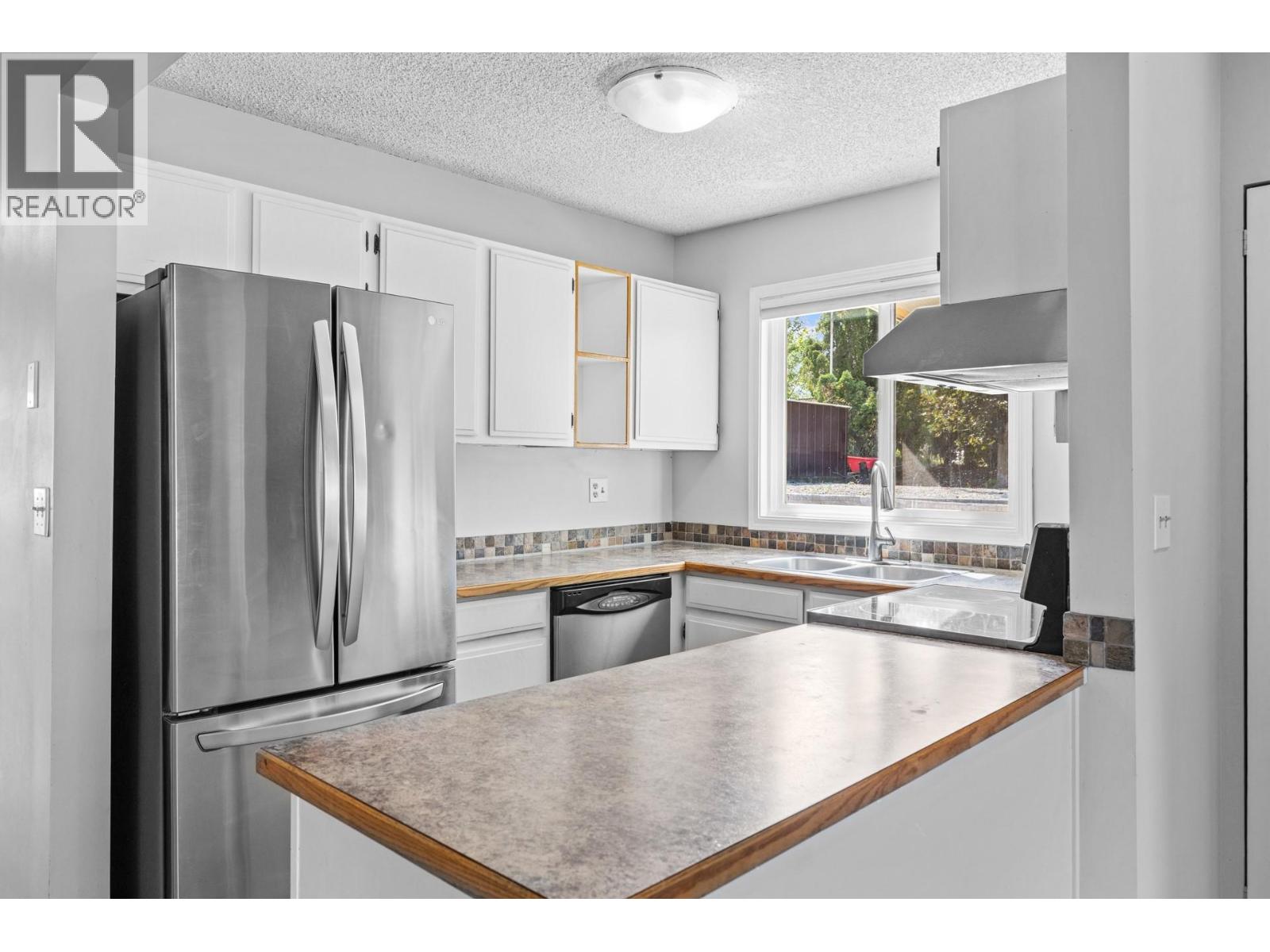 2431 Bering Road West Kelowna Photo 11