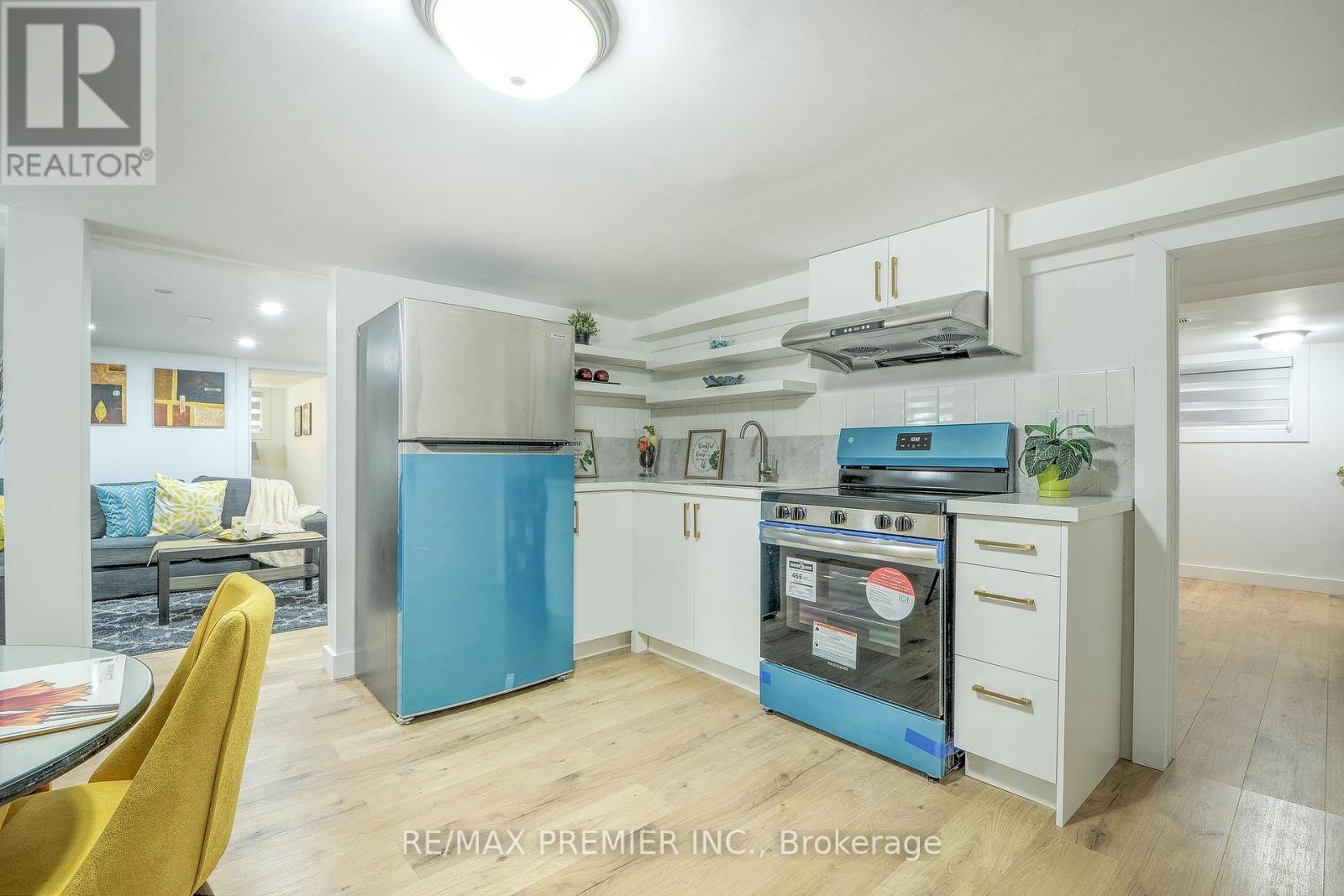 1467 Ouellette Avenue, Windsor, Ontario  N8X 1K1 - Photo 33 - X12401089