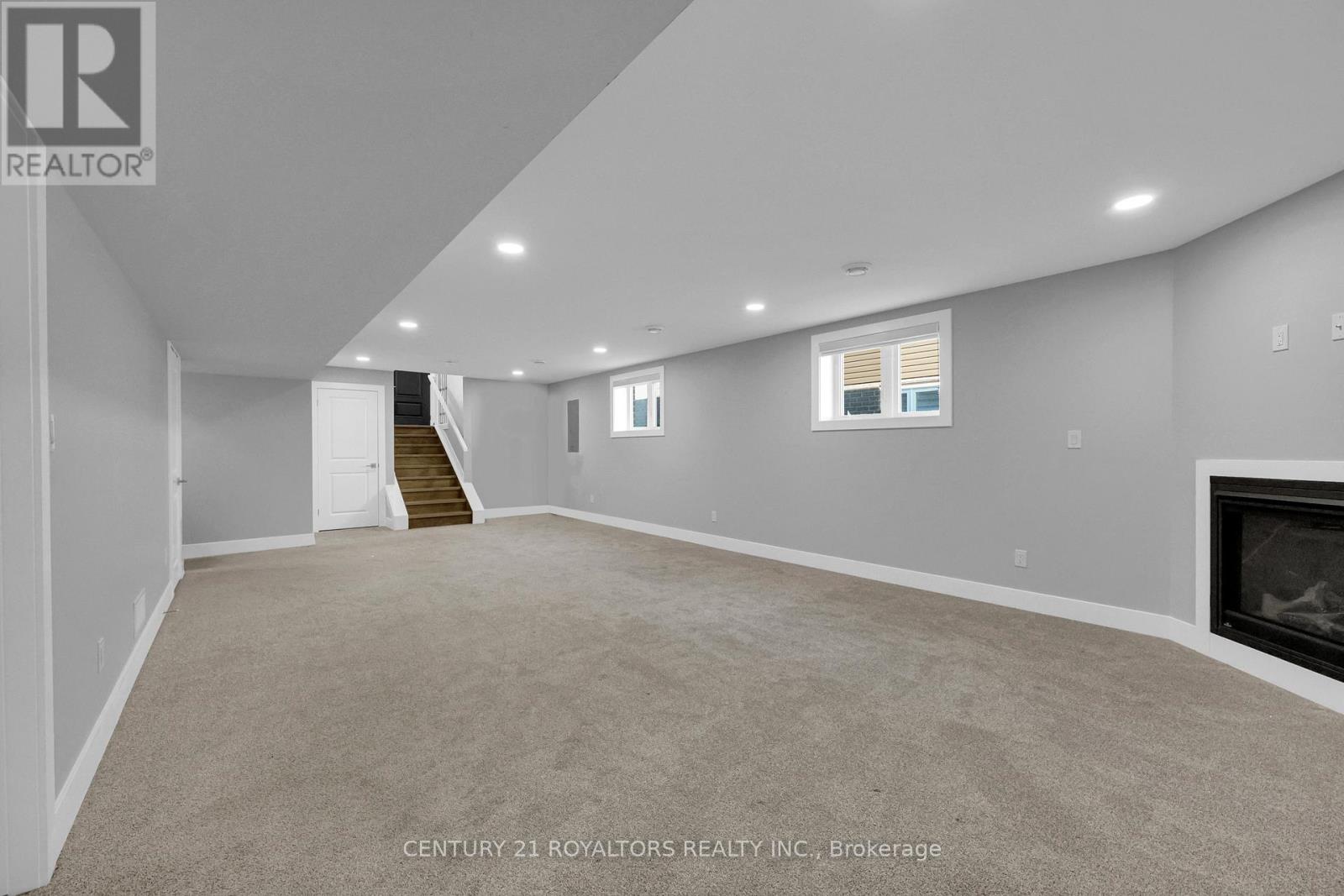 802 Keil Drive, Chatham-Kent, Ontario  N7M 0T4 - Photo 31 - X12401114
