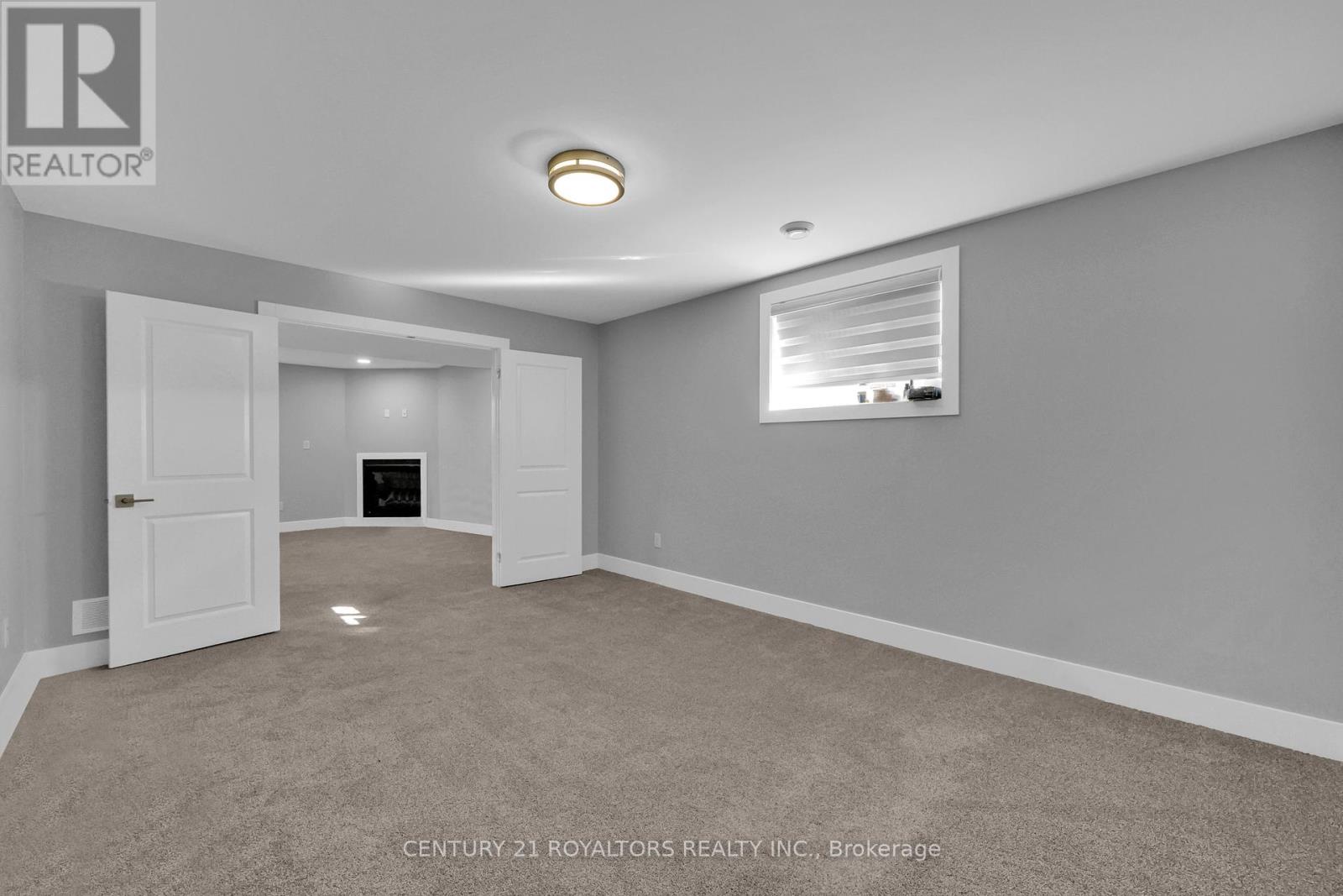 802 Keil Drive, Chatham-Kent, Ontario  N7M 0T4 - Photo 35 - X12401114