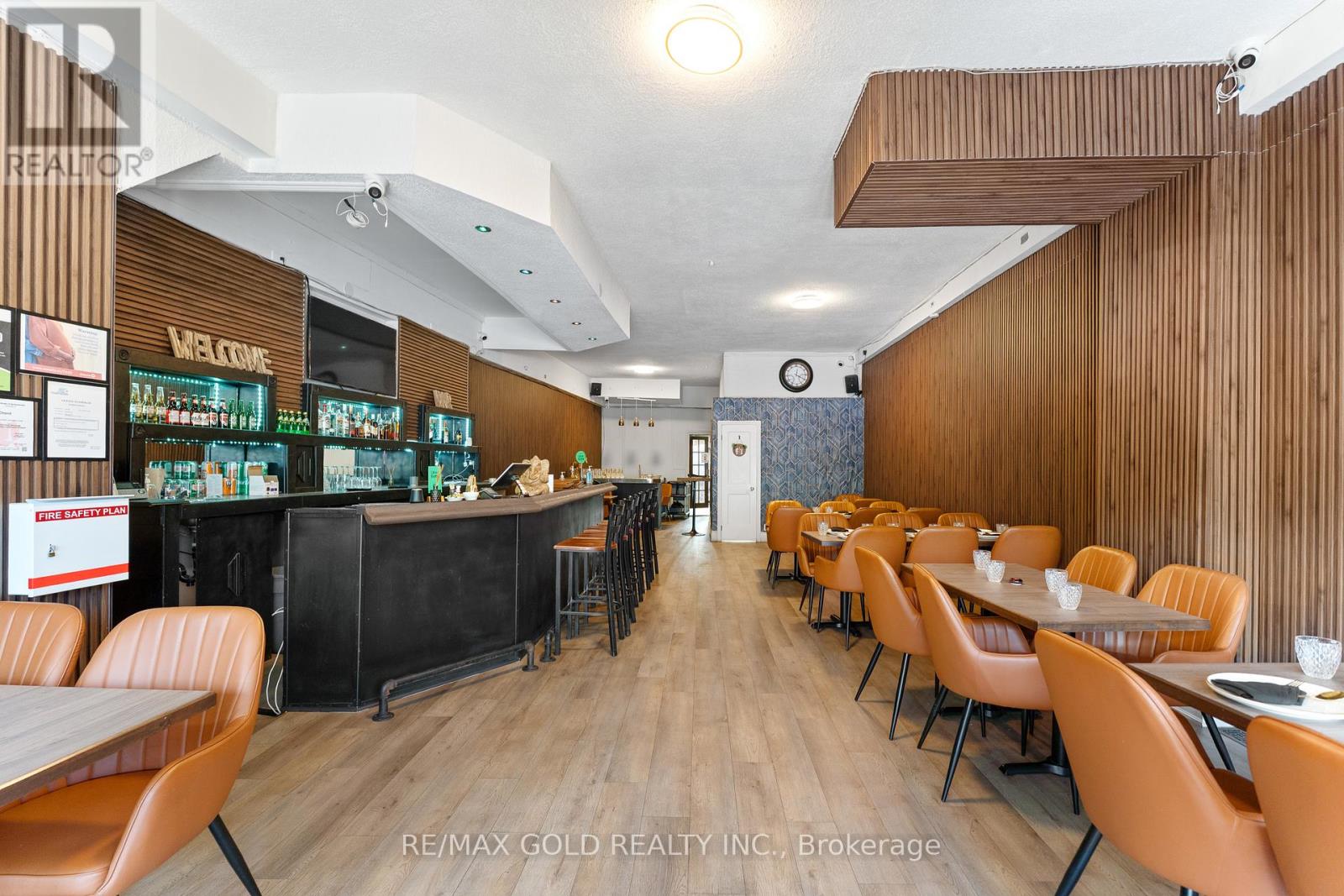 5899 Main Street, Niagara Falls, Ontario  L2G 5Z7 - Photo 10 - X12401142