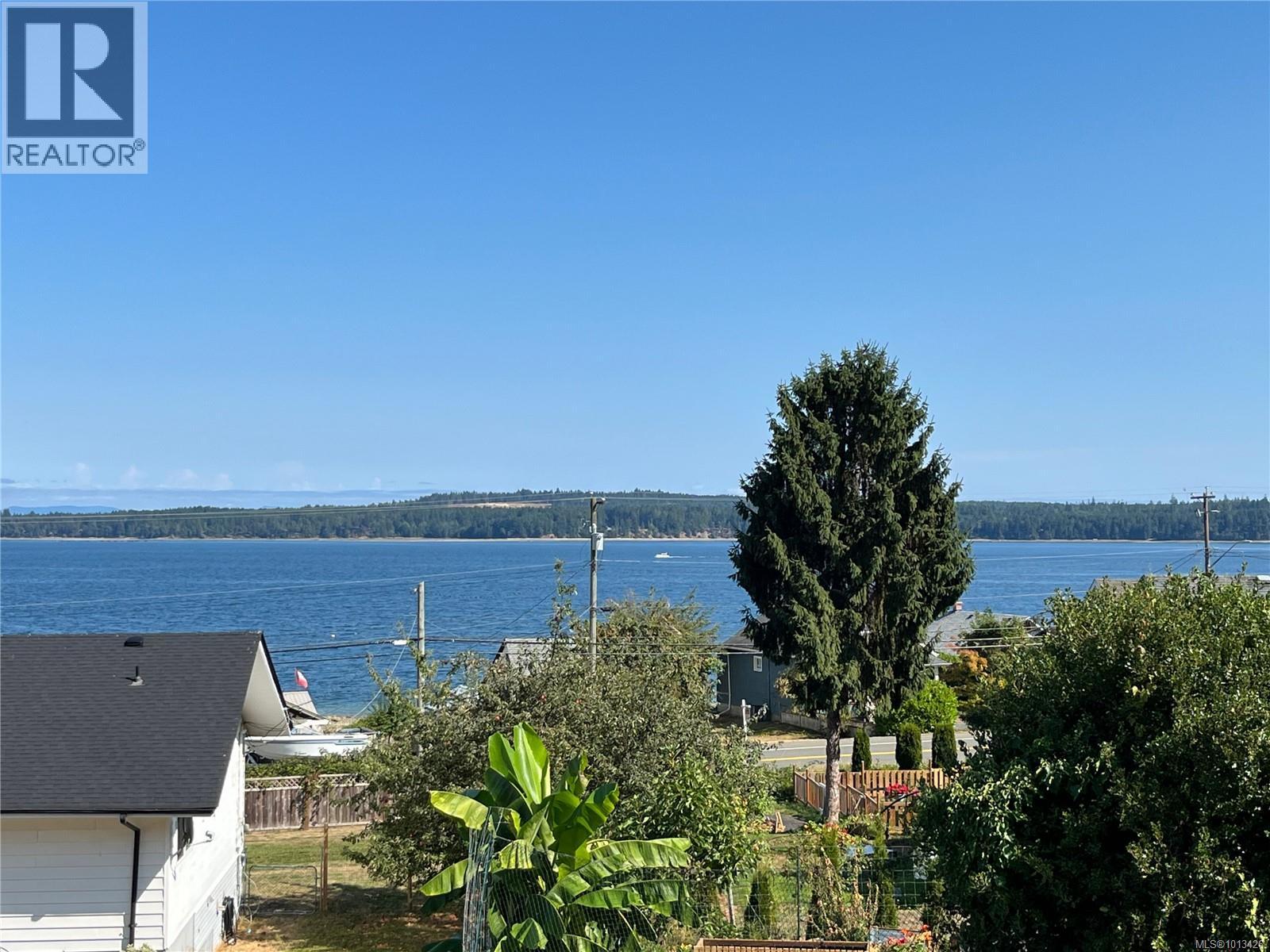 5629 1st St, Union Bay, British Columbia  V0R 3B0 - Photo 5 - 1013426