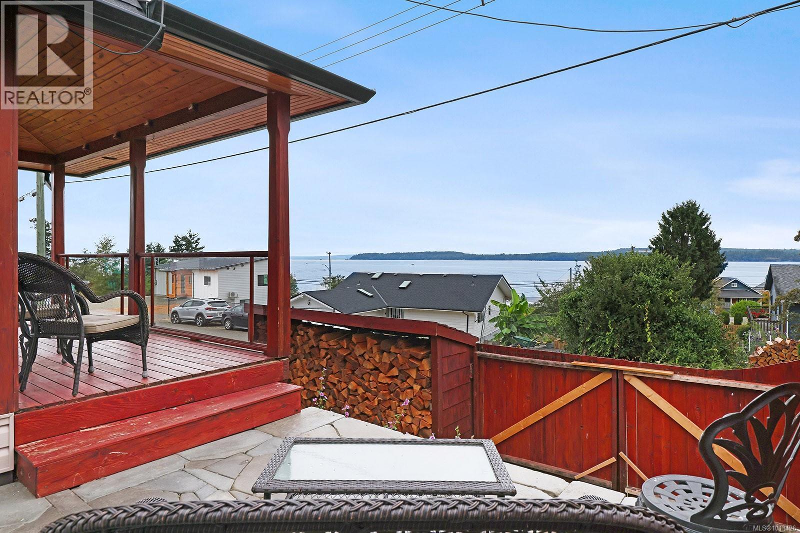 5629 1st St, Union Bay, British Columbia  V0R 3B0 - Photo 28 - 1013426