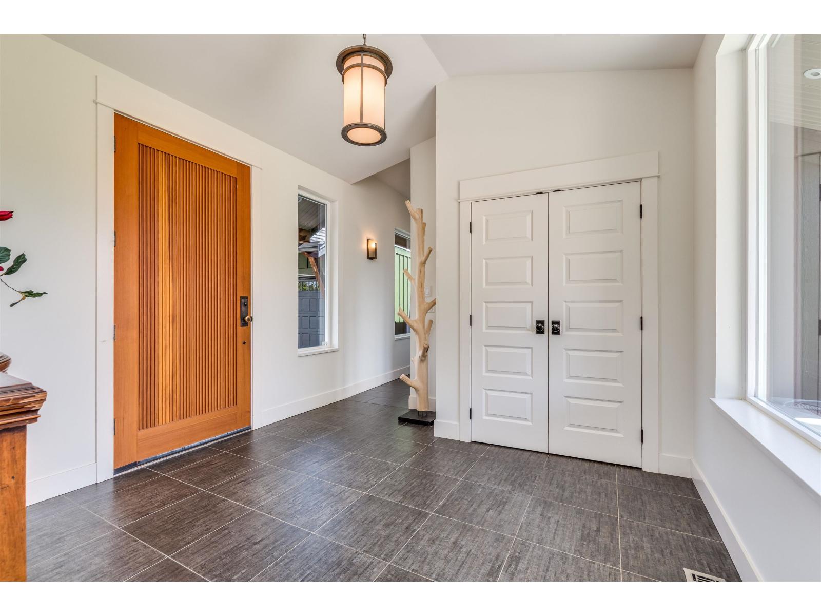 26276 69 Avenue, Langley, British Columbia  V4W 1M6 - Photo 6 - R3047159