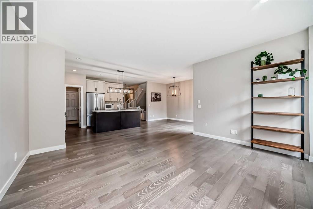 41 Shawnee Green Sw, Calgary, Alberta  T2Y 0P5 - Photo 12 - A2251181