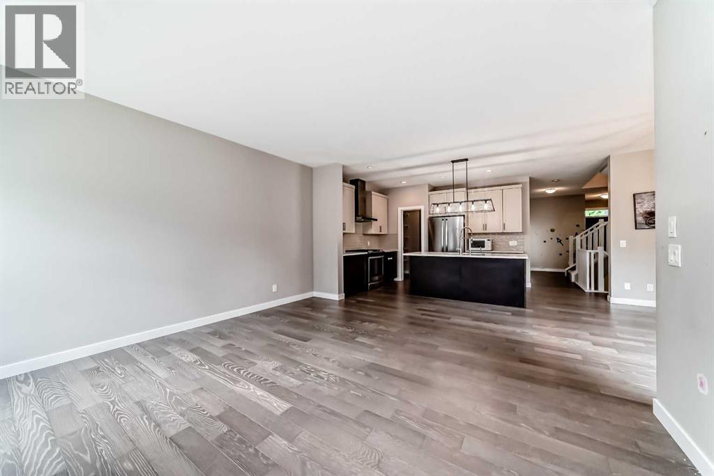 41 Shawnee Green Sw, Calgary, Alberta  T2Y 0P5 - Photo 13 - A2251181
