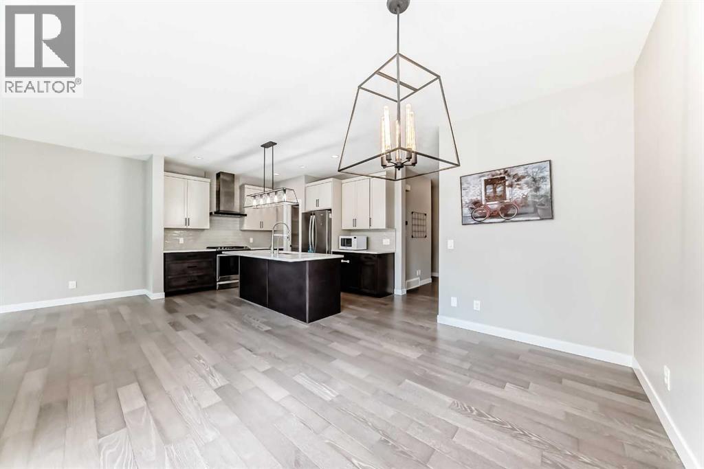 41 Shawnee Green Sw, Calgary, Alberta  T2Y 0P5 - Photo 19 - A2251181