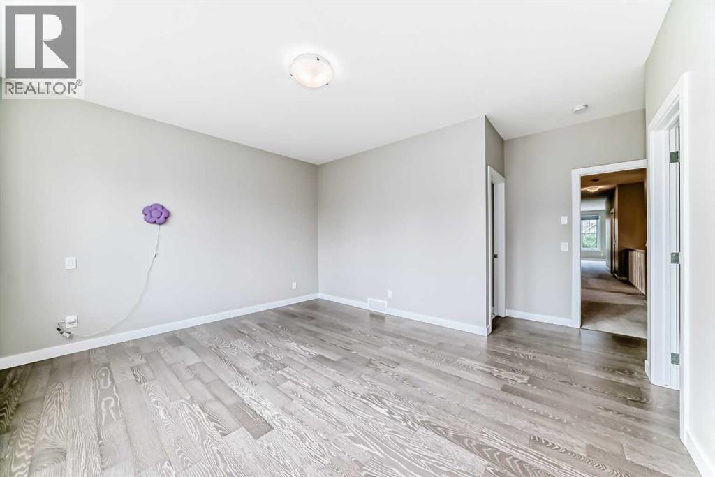 41 Shawnee Green Sw, Calgary, Alberta  T2Y 0P5 - Photo 26 - A2251181