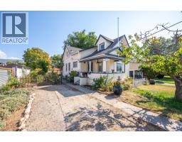 728 Argyle Street, penticton, British Columbia
