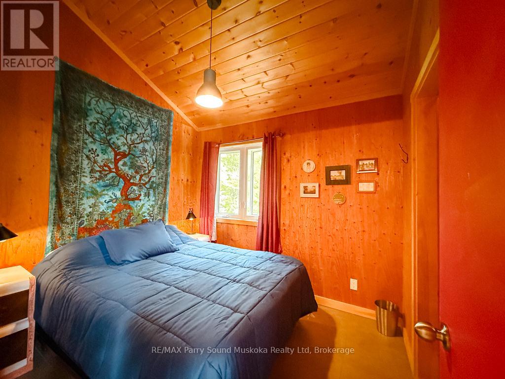 71 Crown Retreats Road, Whitestone, Ontario  P0A 1G0 - Photo 12 - X12401331