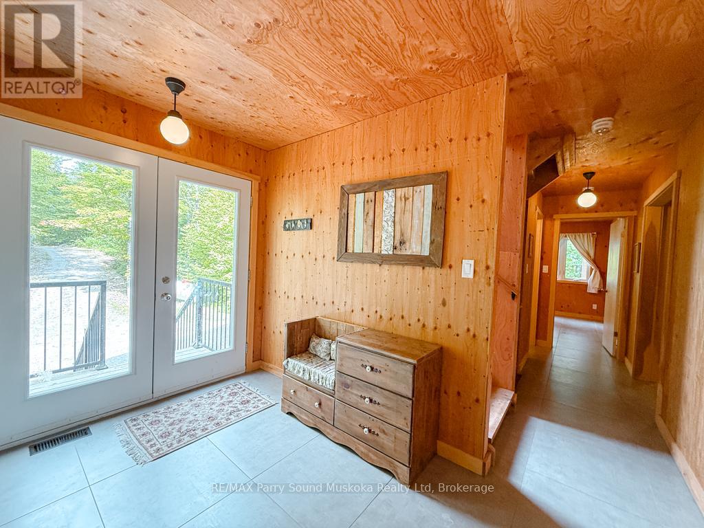 71 Crown Retreats Road, Whitestone, Ontario  P0A 1G0 - Photo 14 - X12401331